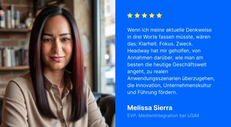 Melissa Sierra, Executive Vice President bei Media Integration USIM, teilt eine 5-Sterne-Bewertung der Headway-App über Klarheit, Fokus und Führungskräfteentwicklung, fotografiert in einer gemütlichen